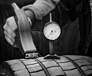 آج زن لاستیک با انرژی تجدید پذیر و بهبود کارائی